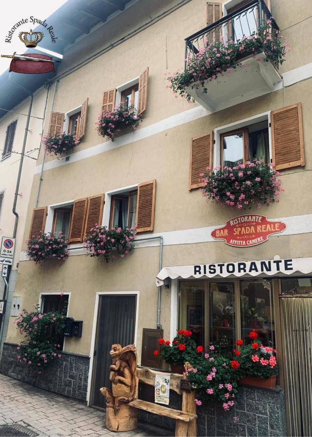 Spada Reale Valdieri Buitenkant foto