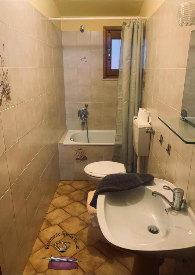 Spada Reale Valdieri Buitenkant foto