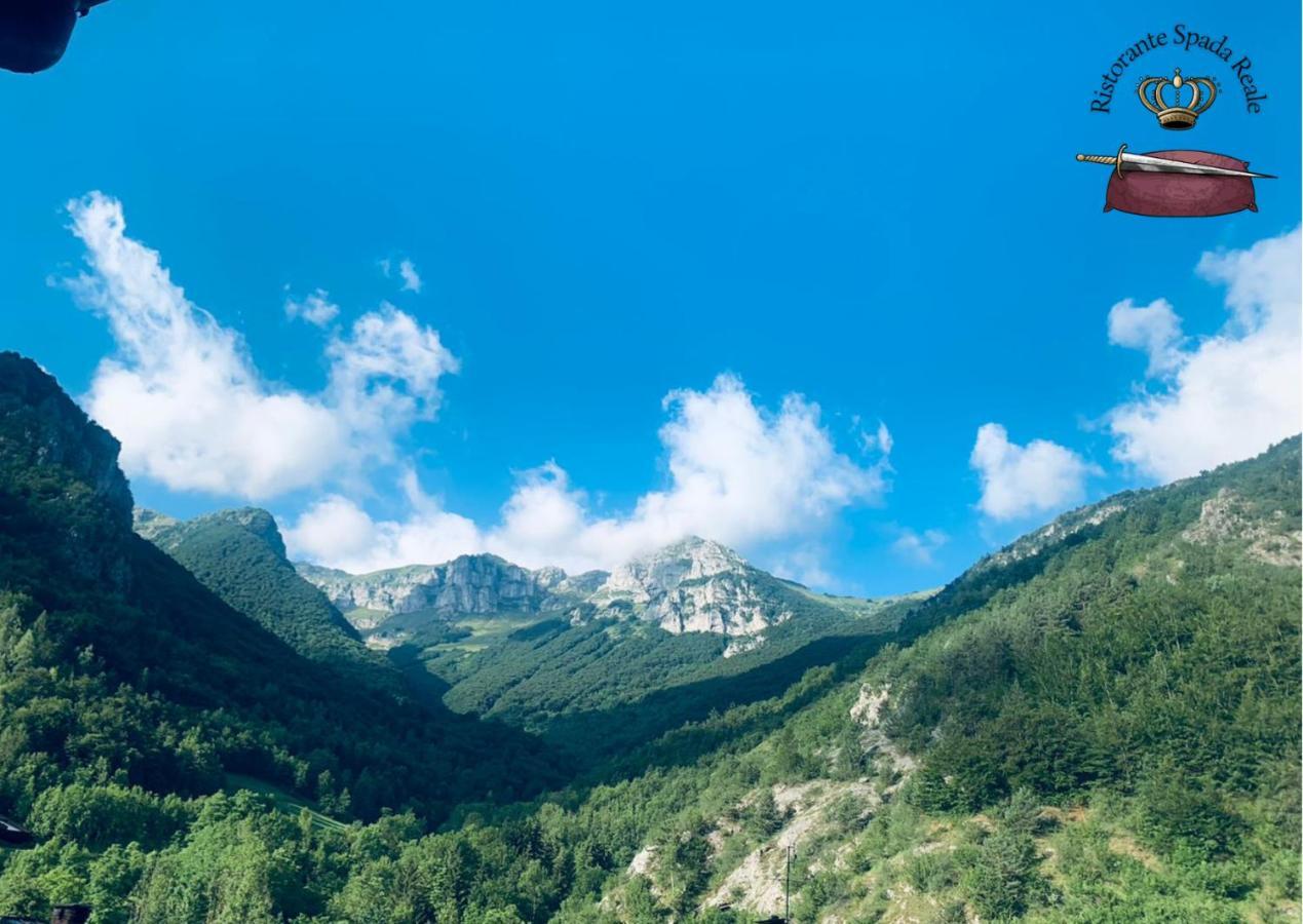 Spada Reale Valdieri Buitenkant foto